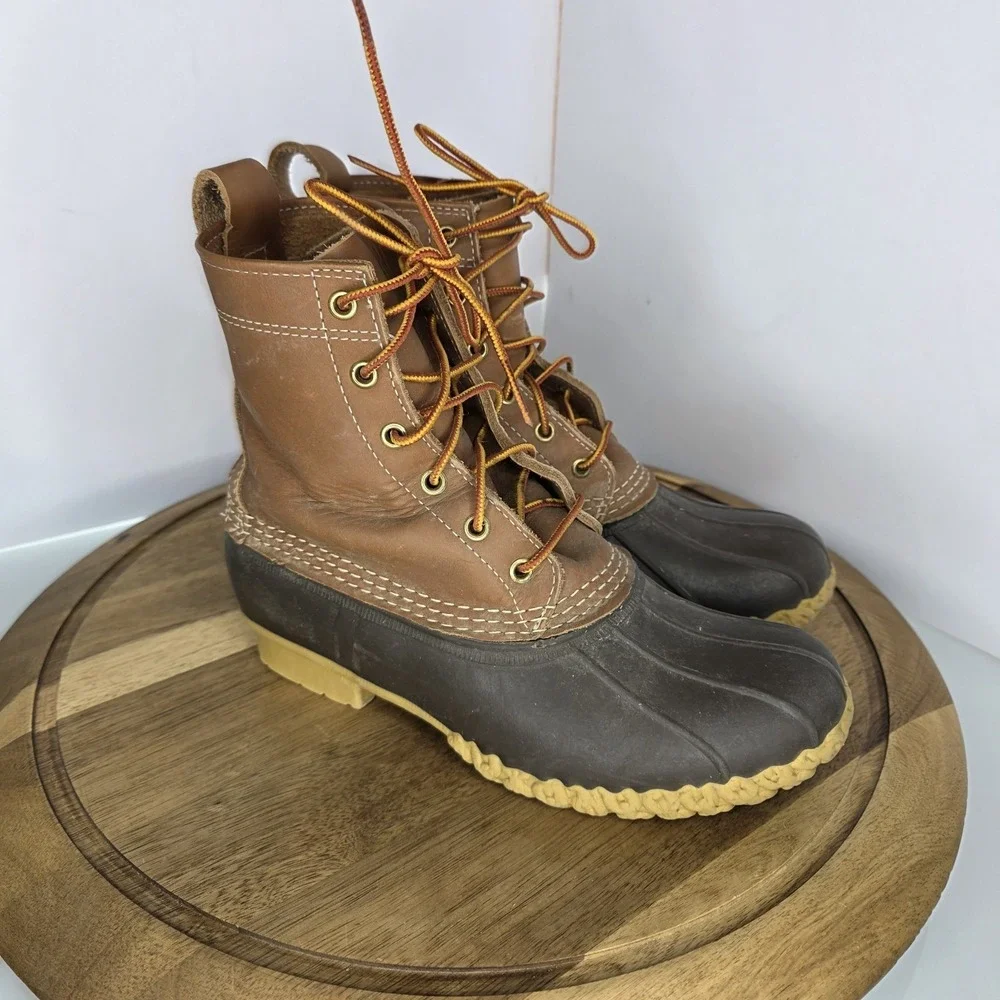 L.L. Bean Bean Boots Women's 8 Waterproof Leather Rubber‎ Duck Boots 6 Eyelet